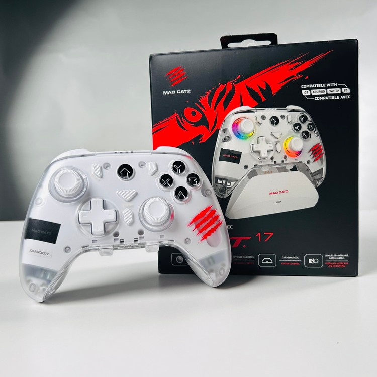 Mad Catz C.A.T. 17