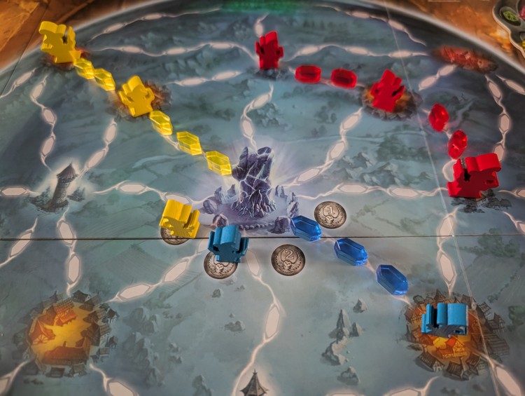 Wspaniały, kontrolowany chaos, Wiedźmia Skała - recenzja. W oparach czarnoksięstwa