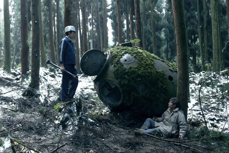 Oświecenie pośród ludzi, Wiersz wszechświata – recenzja filmu Wędrówka na Zachód