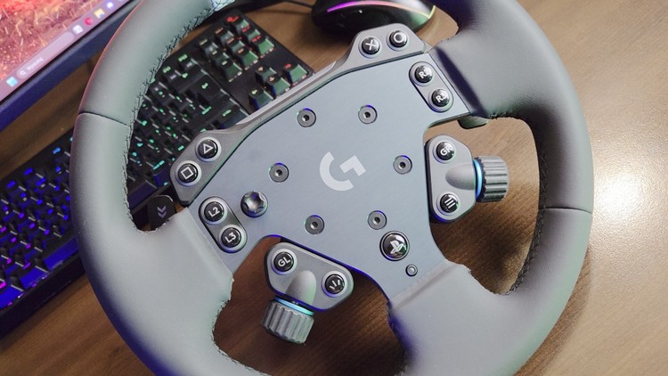 Logitech RS50 – kierownica
