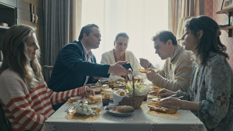 Dom dobry - recenzja filmu. Mężczyźni, którzy nienawidzą kobiet