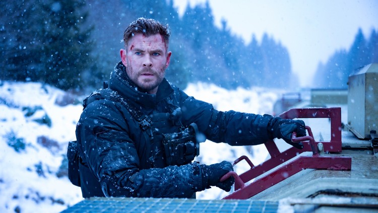 Wielki wybuch, Recenzja filmu Tyler Rake 2. Trochę Stevena Seagala, trochę Johna Wicka