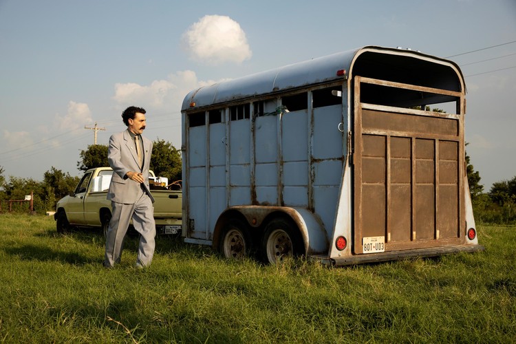 Złota klatka, Recenzja filmu Borat Subsequent Moviefilm. By Kazachstan rósł w siłę