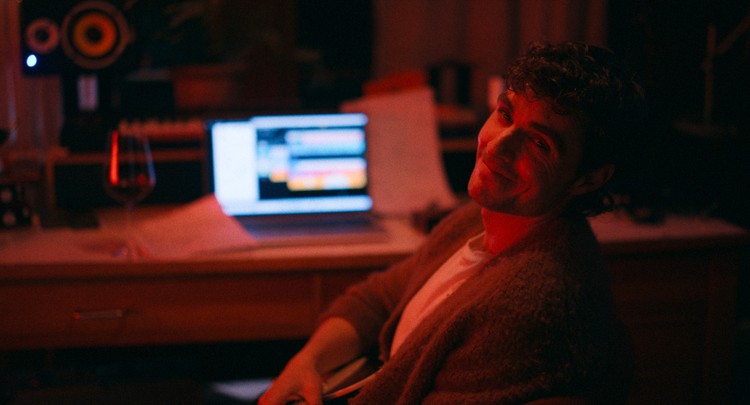 Body horror i dramat obyczajowy – dwa (dwoje?) w jednym, Body horror i film o miłości w jednym, czyli „zaraz wracam, tylko kipnę” - recenzja Together