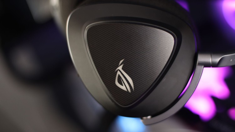 ASUS ROG Delta II – inne spojrzenie na graczy, Słuchawki ASUS ROG Delta II - gdy lubisz mieć dwa źródła w jednym