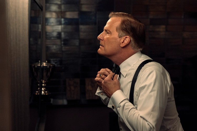 Facet z zasadami – recenzja serialu. Jeff Daniels w doskonałej formie, ale Netflix nie ma hitu na miarę Sukcesji