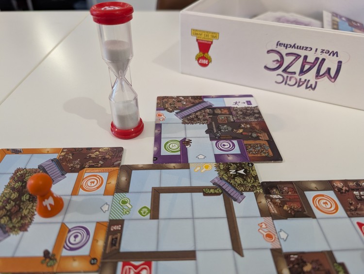 Chaos i gra na czas, Magic Maze - recenzja. Elf, krasnolud i człowiek wchodzą do sklepu...