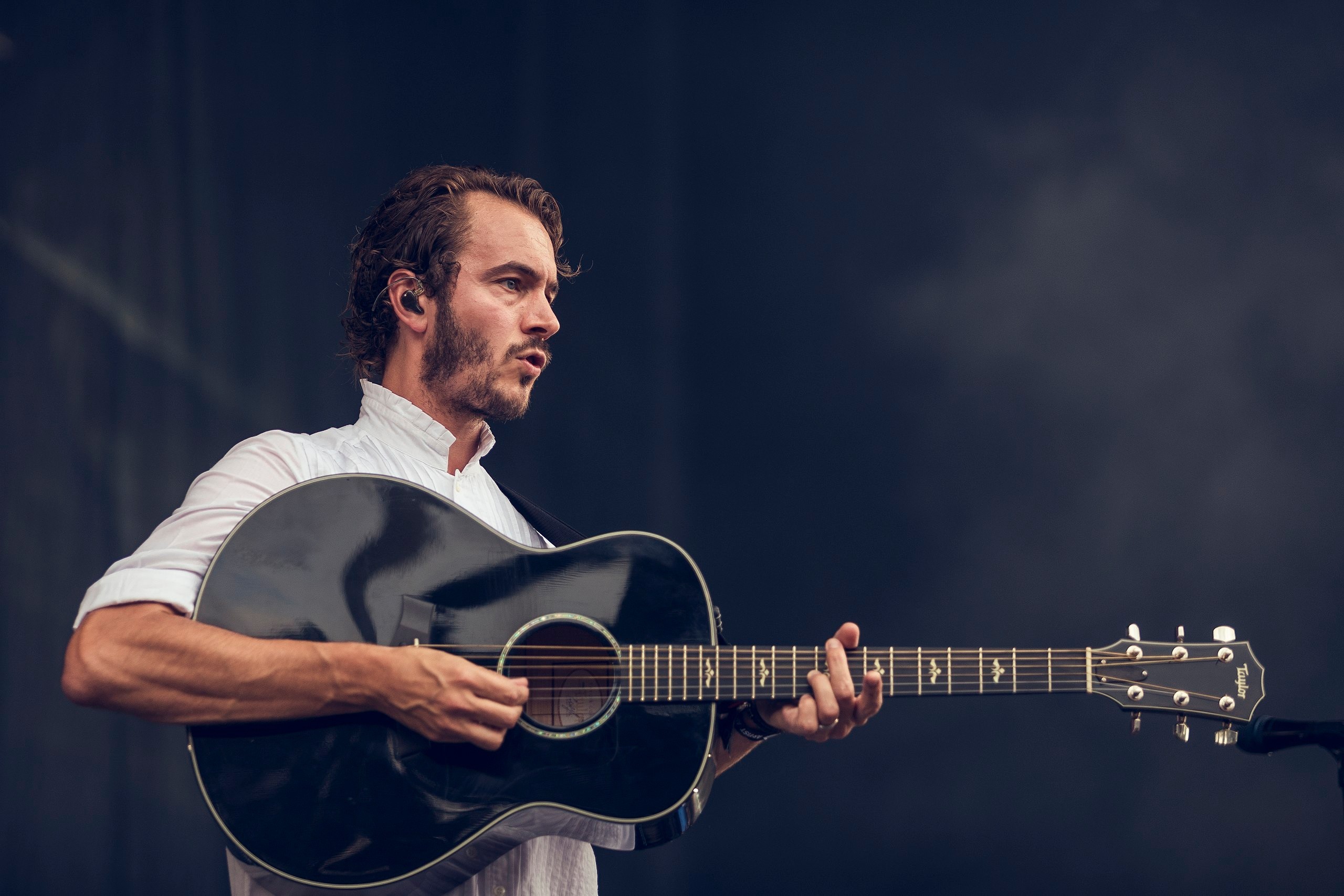 Tom Smith z Editors debiutuje solo utworem "Lights Of New York City”. Posłuchajcie nagrania