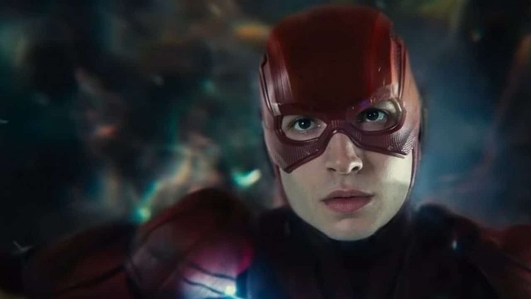 Flash przybiegnie szybciej do kin. Warner Bros przyśpiesza premierę filmu