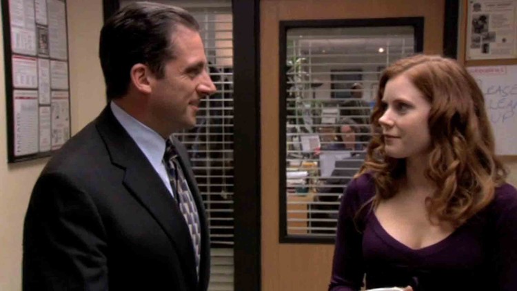 Sprzedażą czego zajmowała się Katy (grana przez Amy Addams), o której względy walczyli Dwight i Jim w pierwszym sezonie The Office?