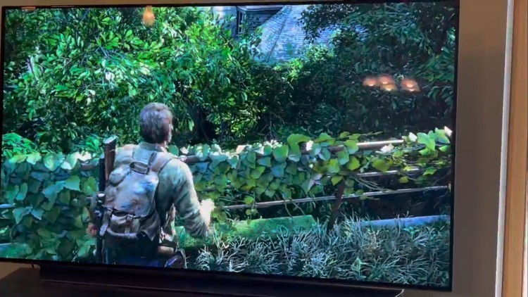 The Last of Us Part I – wideo sugeruje, że drzewa w grze nas śledzą