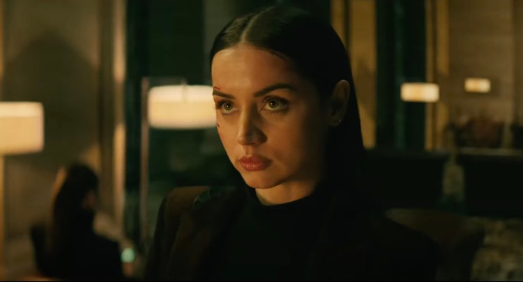 Ballerina została obrzucona czerwonymi pomidorami - spin-off Johna Wicka zaskakuje. Ma szansę na podbicie kin?