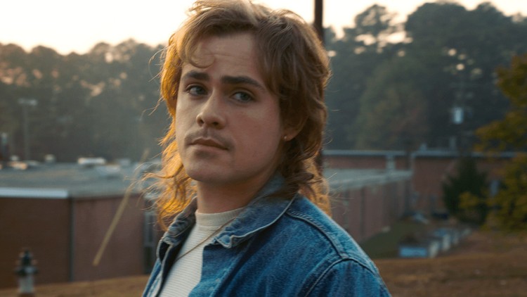 Gdzie w trzecim sezonie pracował Billy Hargrove?