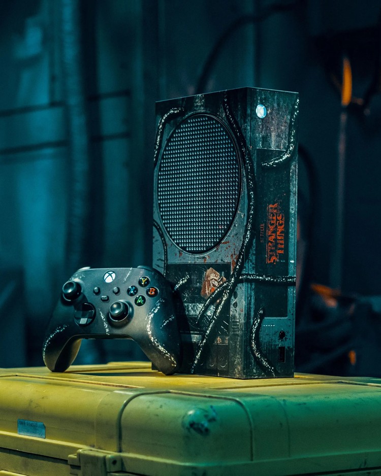 Konsola Xbox Series S inspirowana serialem Stranger Things wygląda pięknie