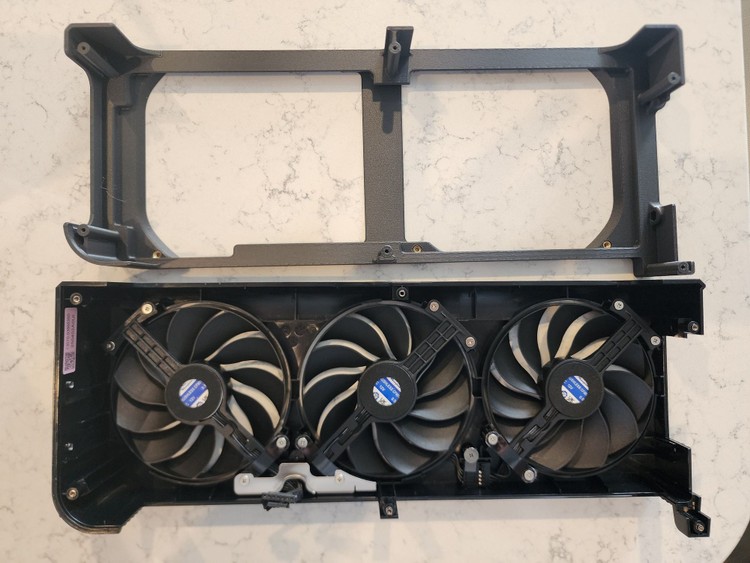 RX 9070 XT Arctic Edition – P12 Pro wchodzi w nową rolę, Seria ASUS PRIME coraz częściej bohaterką modyfikacji GPU