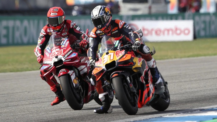 Od lewej: Marc Marquez, Pedro Acosta