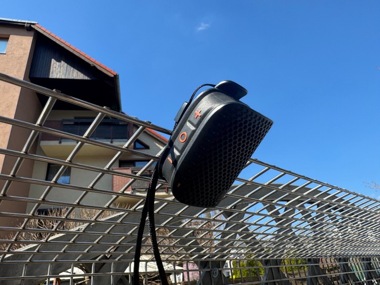 Creative MUVO Free - mały, przenośny głośnik z klipsem