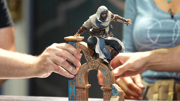 Assassin’s Creed Mirage – unboxing kolekcjonerki w wykonaniu Basima i Roshan