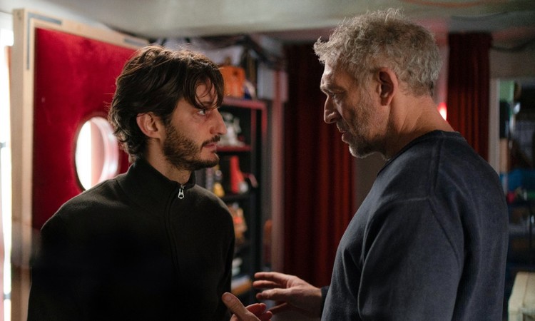 Historie równoległe