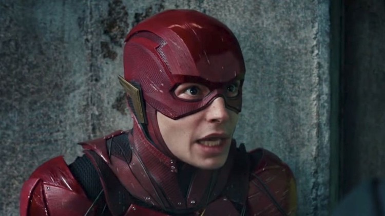 Ezra Miller wrócił na plan Flasha. Aktor nagrał kilka nowych scen