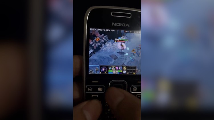 League of Legends na Nokia E72