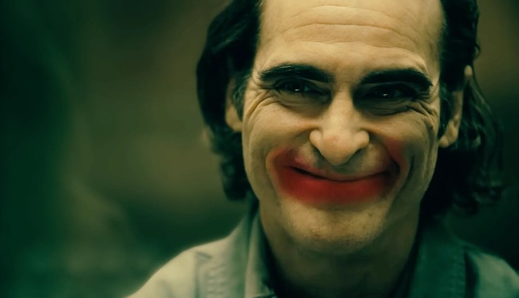 Joker 2 z ciekawą fanowską teorią. Historia bohatera będzie odwrotna niż w komiksie?