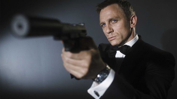 Quentin Tarantino chciał nakręcić własną wersję Casino Royale, ale nie jako klasycznego Bonda
