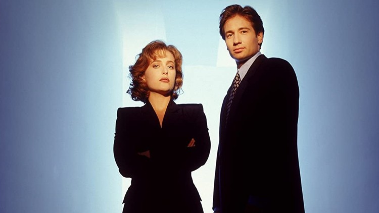 Mulder i Scully byli agentami jakiej agencji?