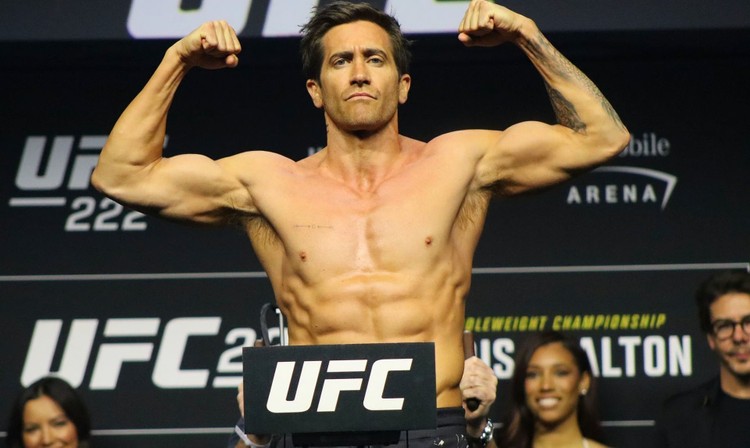 Jake Gyllenhaal zadebiutował w MMA. Aktor zawalczył na gali UFC