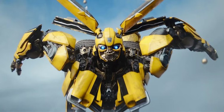 Transformers: Przebudzenie bestii nie podąża za trendami. Film nie wymęczy długością