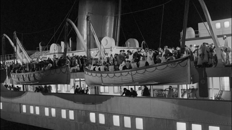SOS Titanic (1958), Księga dżungli, Śpiewak Jazzbandu i inne - propozycje w FlixClassic na weekend