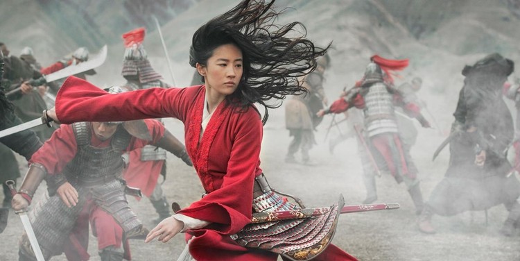 Nowy zwiastun Mulan próbuje odwrócić naszą uwagę od premiery Tenet