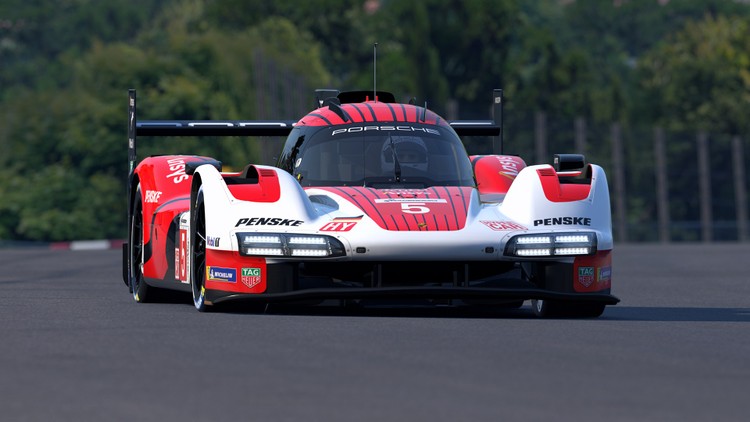 Raceroom Racing Experiance