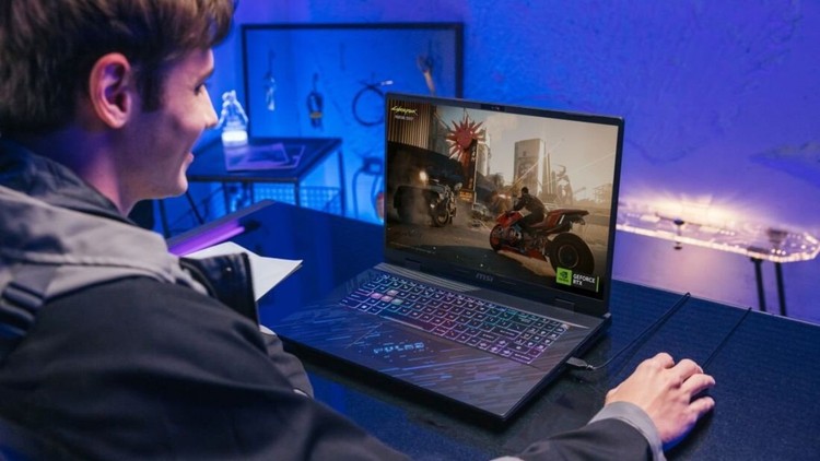 MSI Pulse 17 AI C1VGKG-079PL