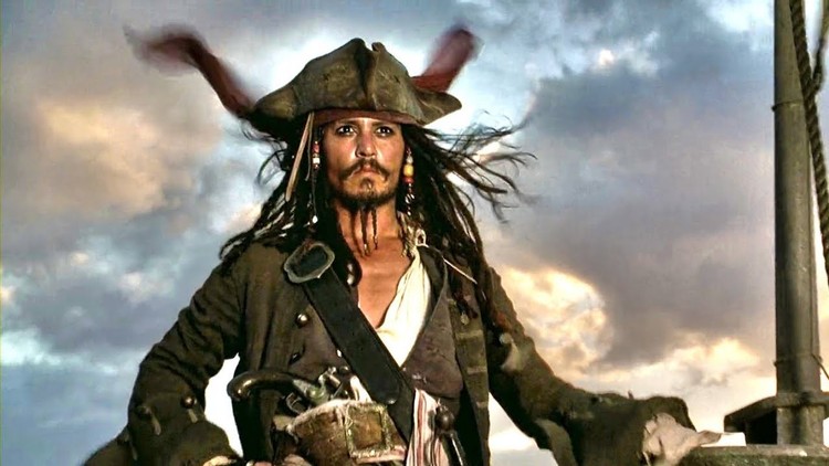 Z czym Jack Sparrow został pozostawiony na bezludnej wyspie przez załogę Czarnej Perły?