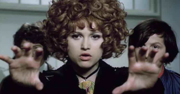 Dziewczyna na miotle (1971), Dzieci Hiroszimy, Tajny agent i inne - propozycje w FlixClassic na weekend