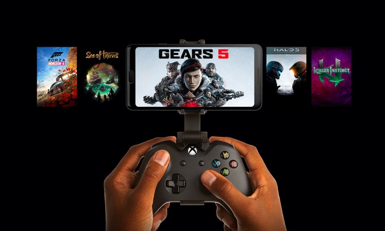 DualShock nie przyda się po premierze PS5? Microsoft twierdzi inaczej