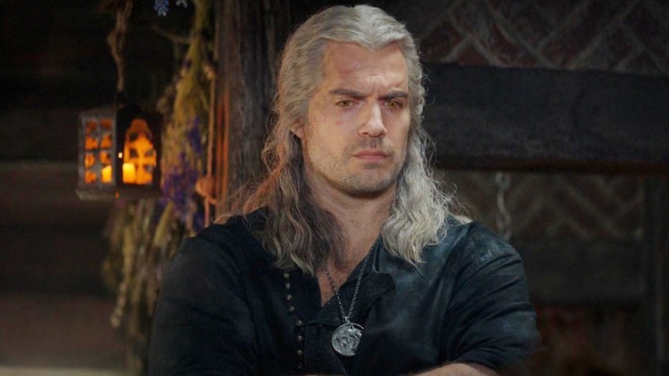 Wiedźmin na pierwszym oficjalnym zdjęciu i nagraniu z 4. sezonu. Liam Hemsworth debiutuje jako Geralt