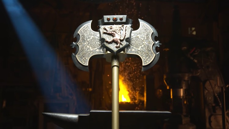 Zobaczcie imponującą replikę topora Godricka – jednego z bossów z Elden Ring