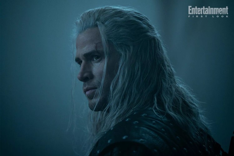 Wiedźmin – pierwsze zdjęcie Liama Hemsworth jako Geralta z 4. sezonu serialu Netflixa, Wiedźmin na pierwszym oficjalnym zdjęciu i nagraniu z 4. sezonu. Liam Hemsworth debiutuje jako Geralt