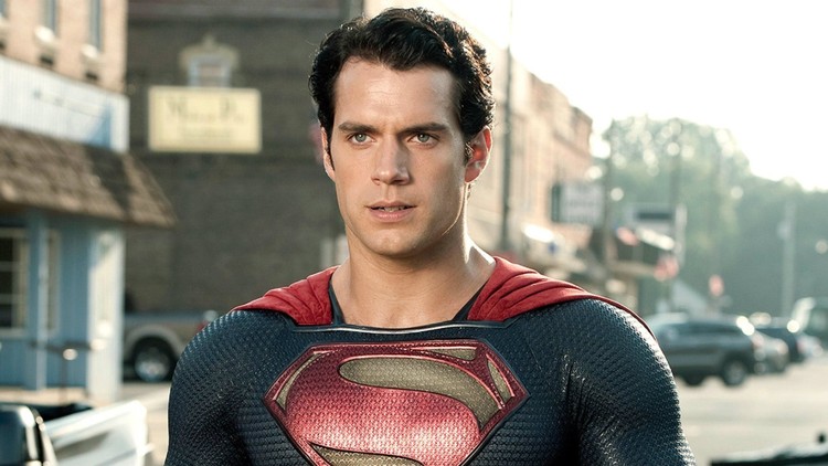 Nowy film z Supermanem już powstaje. Henry Cavill wróci do roli superbohatera