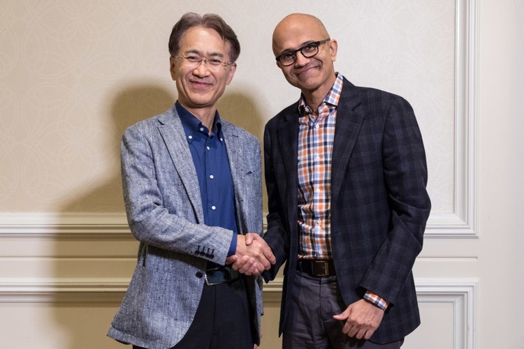 Współpraca firmy Sony z Microsoftem coraz bardziej się 