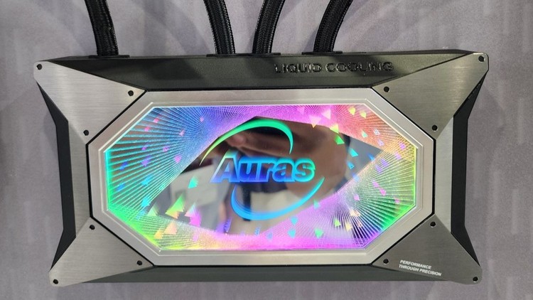 Nowy koncept chłodzenia od AURAS na targach Computex