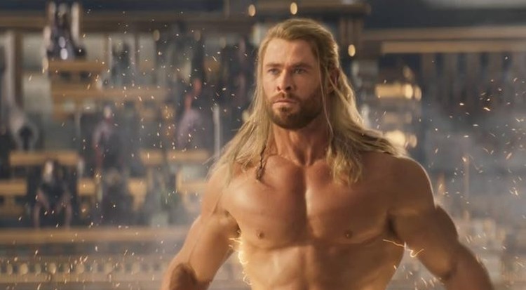 Thor: miłość i grom to najkrótszy film Marvela od 2018 roku. Znamy czas trwania filmu