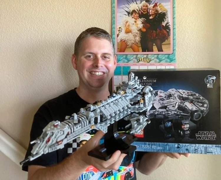 LEGO Warhammer 40,000 – Emperor Class Battleship