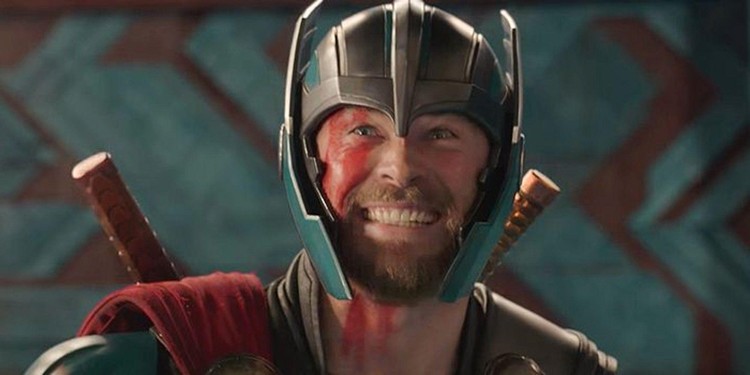 Thor: miłość i grom z kolejną grafiką. Bohaterowie Marvela walczą „za Asgard!”