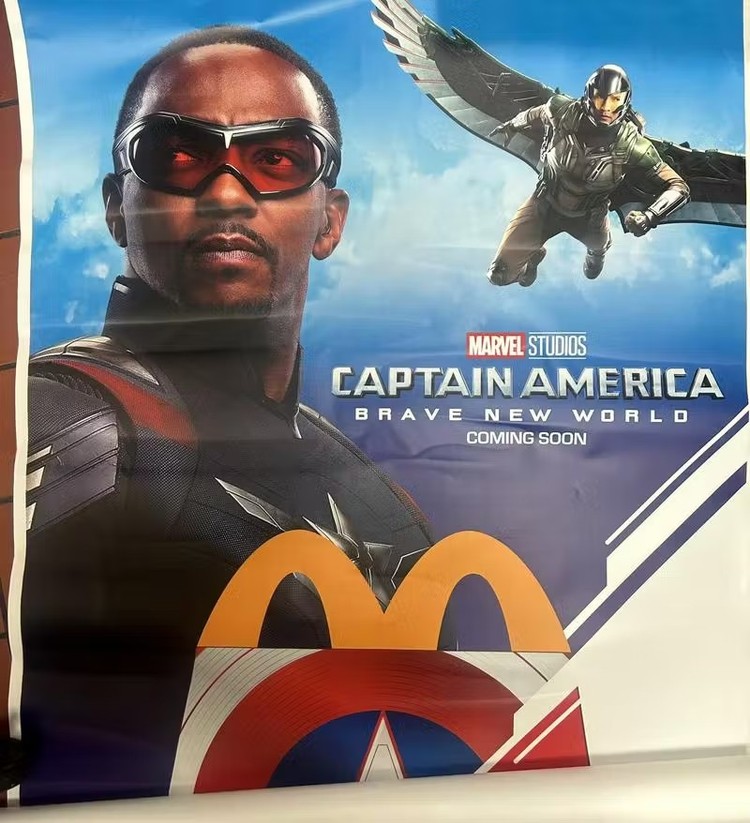 Captain America 4 - un nuovo sguardo al costume di Falcon, Un nuovo sguardo a Captain America 4. Ecco come apparirà il prossimo costume di Falcon