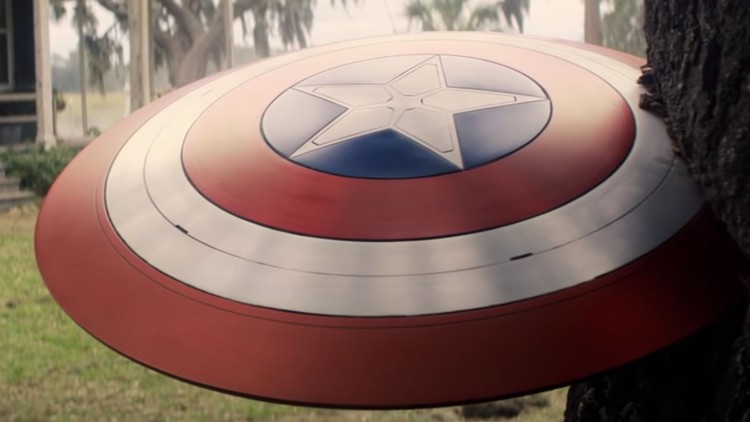 Nowy Kapitan Ameryka oficjalnie zaprezentowany. Marvel pokazuje strój bohatera