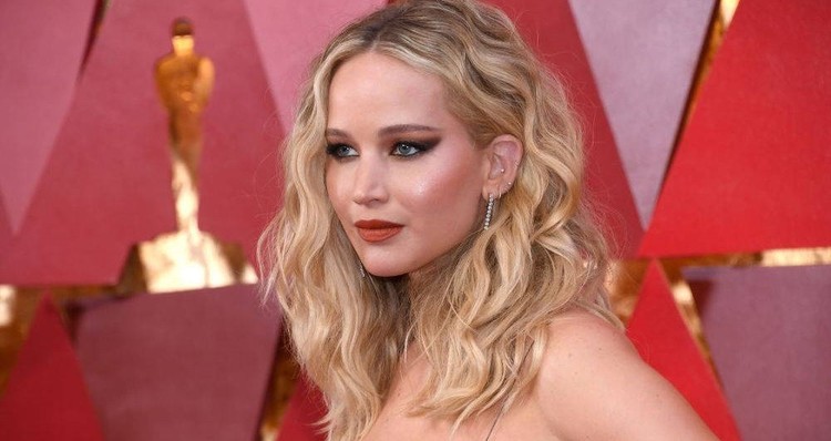 Jennifer Lawrence ponownie u Marvela? Sprzeczne plotki podgrzewają emocje fanów
