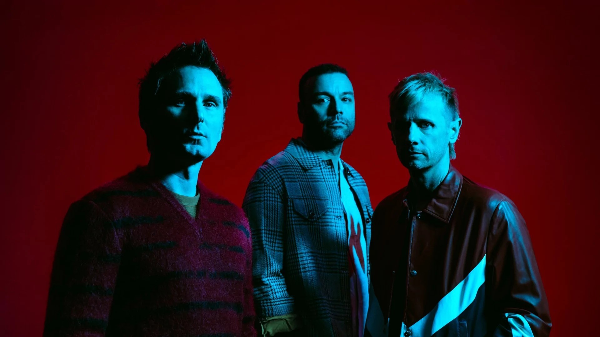 Muse powracają z nowym, wybuchowym singlem "Unravelling”. Jest to zapowiedź nowego albumu
